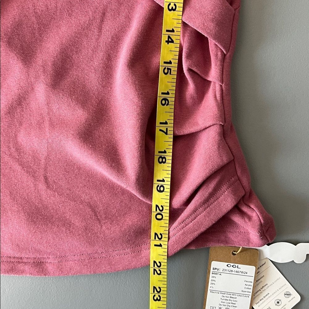 NWT OGL ProWsrm Collared Surplice Top - Rose Size XS - Picture 6 of 10